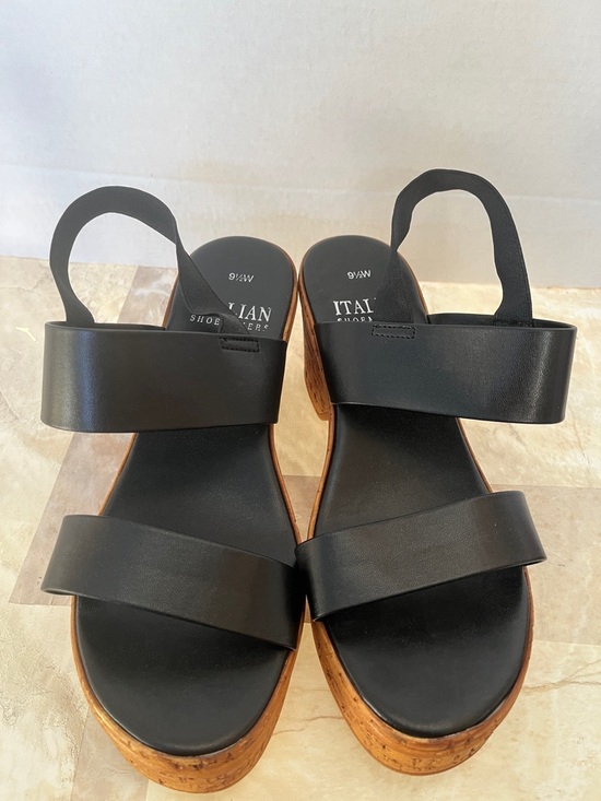 Italian Shoemakers Shoes - Italian Shoemakers Black Leather-Strap Cork Wedge Sandals